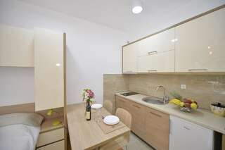 Апартаменты Apartments Posto Capitano 0202 Котор Номер-студио с террасой-11